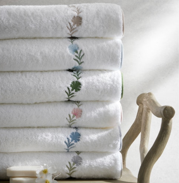 McFadden/Fields: Daphne Hand Towel