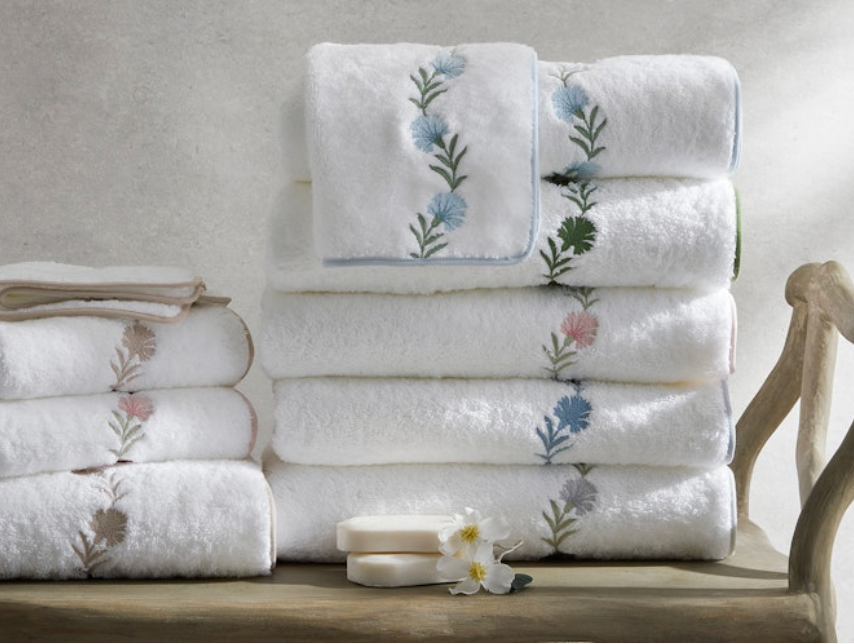 McFadden/Fields: Daphne Hand Towel