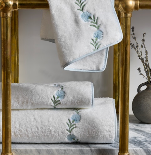 McFadden/Fields: Daphne Hand Towel