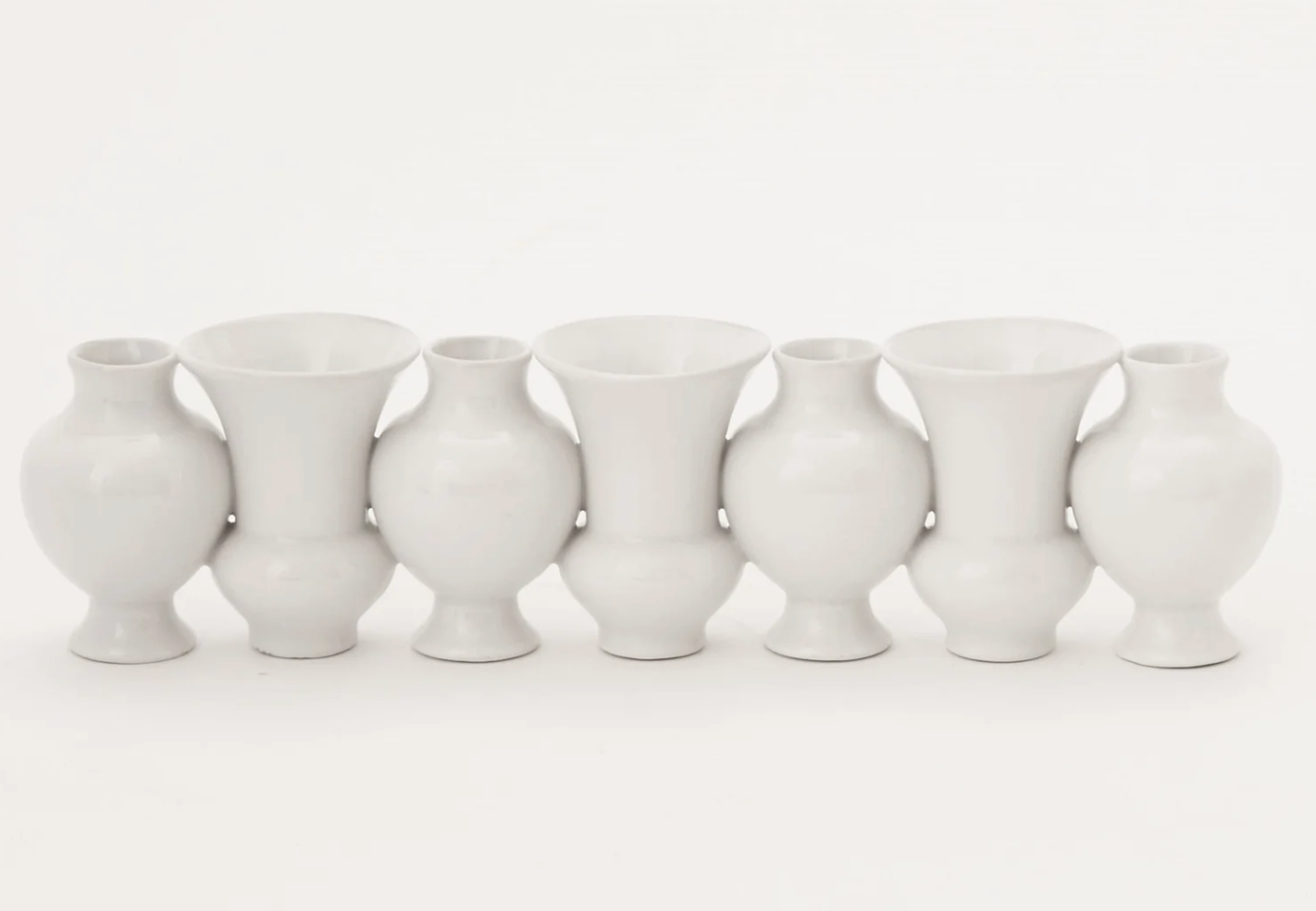 Popwell/Hahn: Chinoise Bud Vase