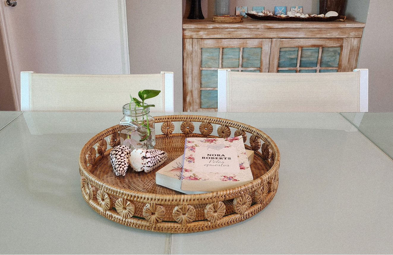 Turley/Scott: Round Tray
